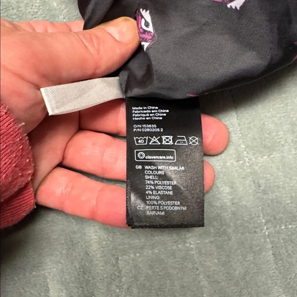 H&M this black